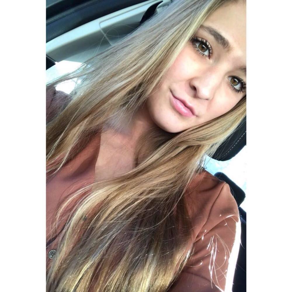 Meet your Posher, Lydia